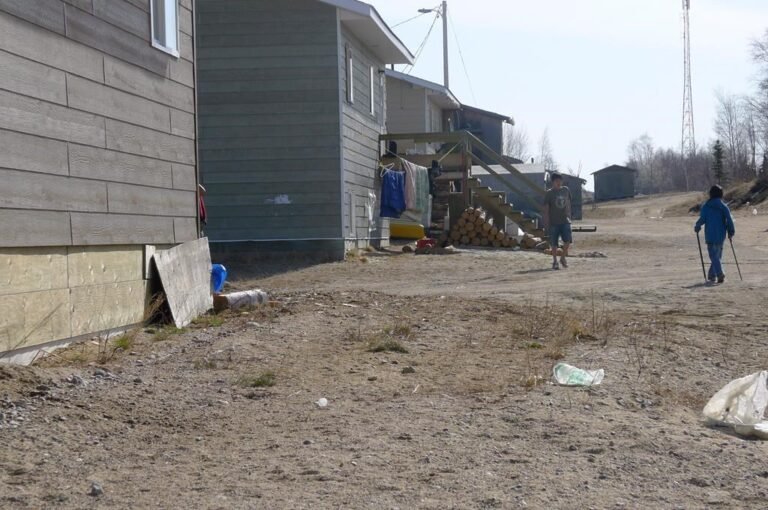 Fire that destroyed nursing station forces Ontario First Nation to evacuate patients