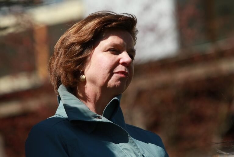 B.C. sets target to slash poverty by 60 per cent in next decade