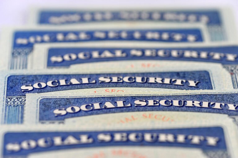 House Republican budget calls for raising the retirement age for Social Security