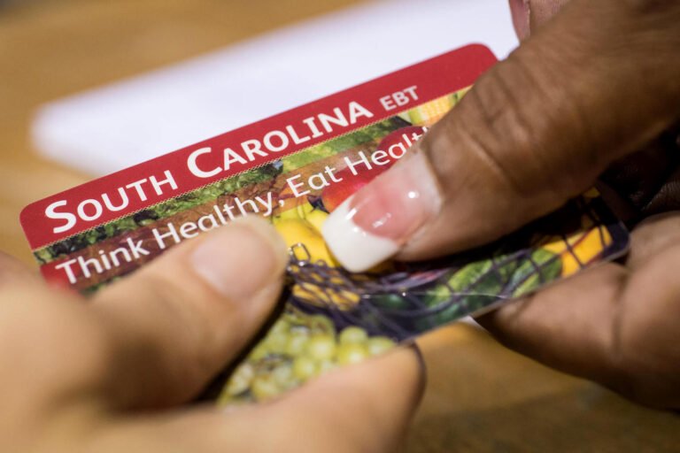 Bill would require SNAP cards to have microchips and other safeguards to combat 'skimming'