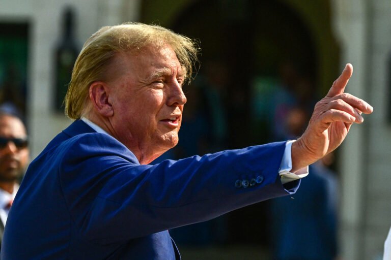 Trump claims he has $500 million in cash, undercutting lawyers' claims on bond money