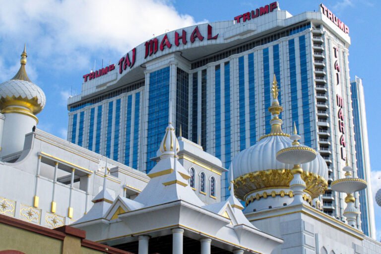The last time a Trump company went public it didn't go well for investors