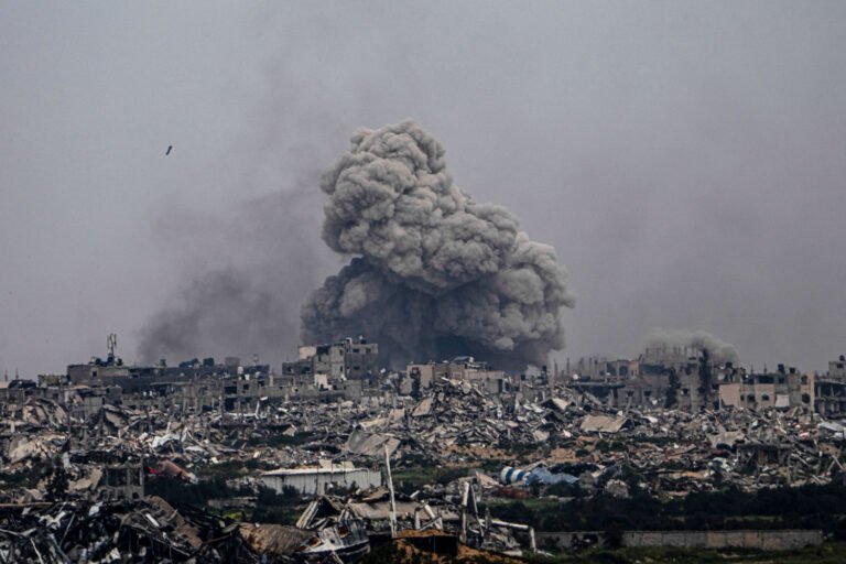 U.S. sends more weapons to Israel amid growing calls for cease-fire