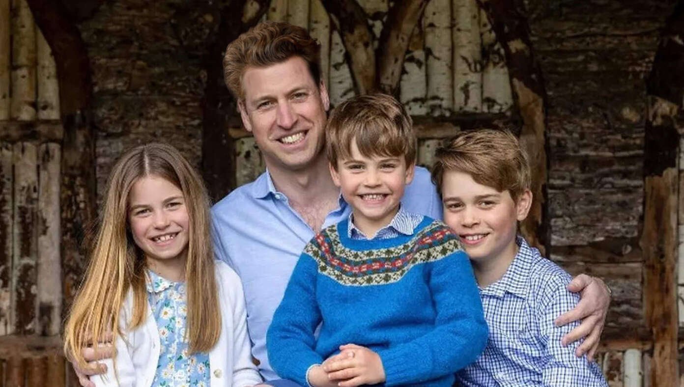 Prince William Insists Royal Family Photo Unaltered