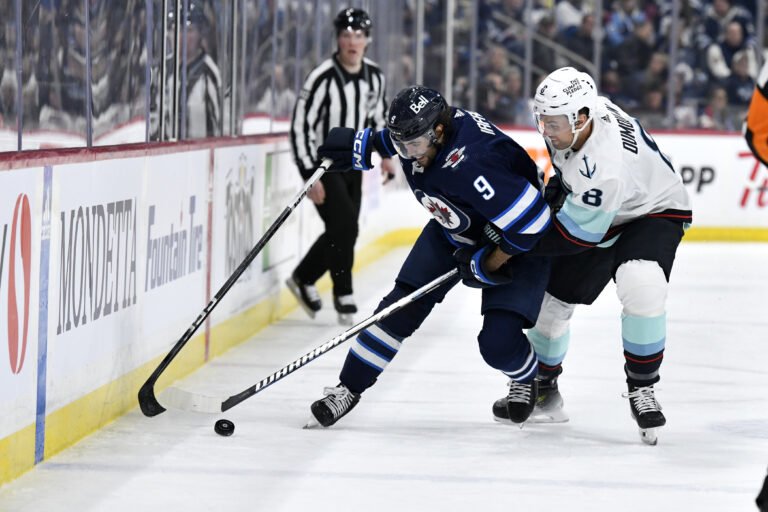 Late power play goal lifts Seattle to 4-3 win over Winnipeg Jets