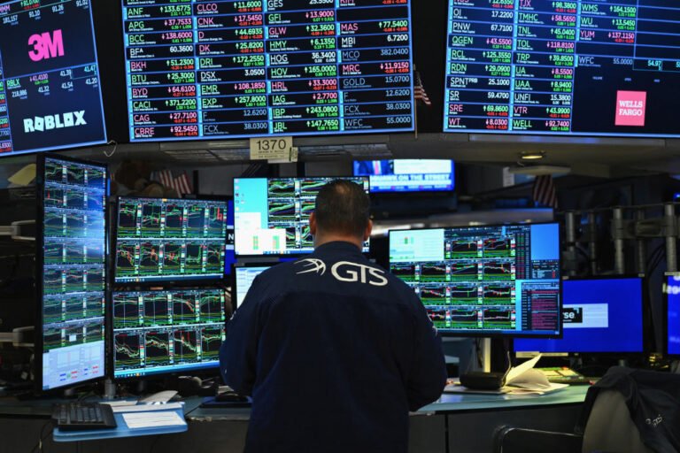 Stocks, bitcoin's bounce, Apple's slide and Costco's clue