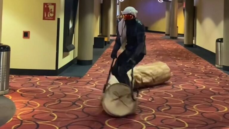 Viral Dune: Part 2 Cosplayer Who Rode a Sandworm to Premiere Weekend Reveals How He Did It