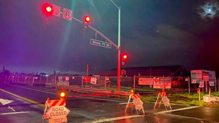 4 California sheriff's deputies hurt in shootout, chase with rifle-wielding suspect