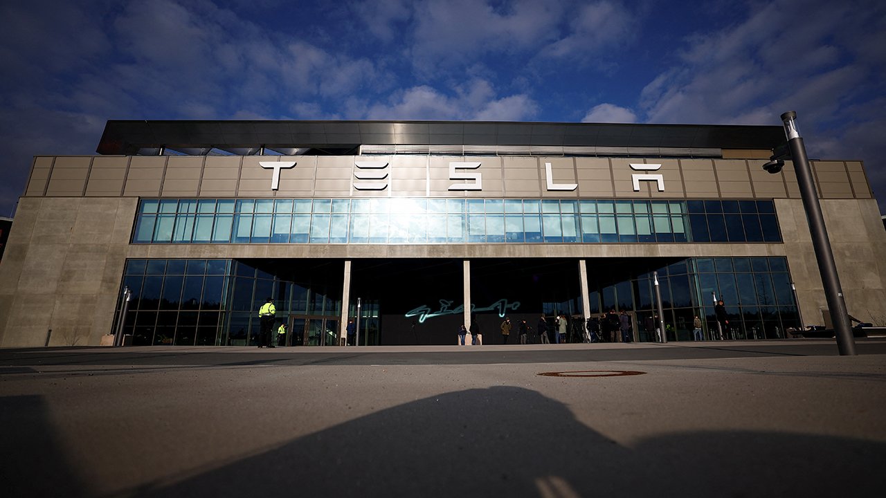 Power restored at Tesla Gigafactory after far-left activist sabotage