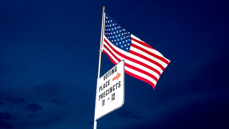 Economic woes dominate Americans' worries on Super Tuesday