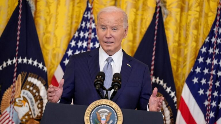 Regulator would cap credit card late fees at $8, part of Biden's campaign against junk fees
