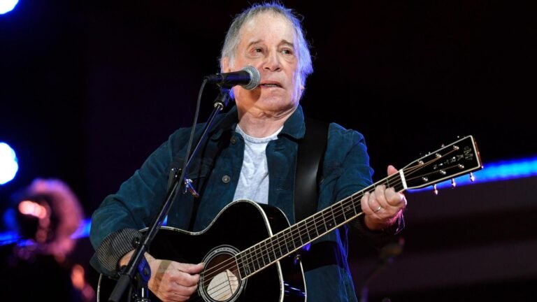 Paul Simon to receive PEN America's Literary Service Award