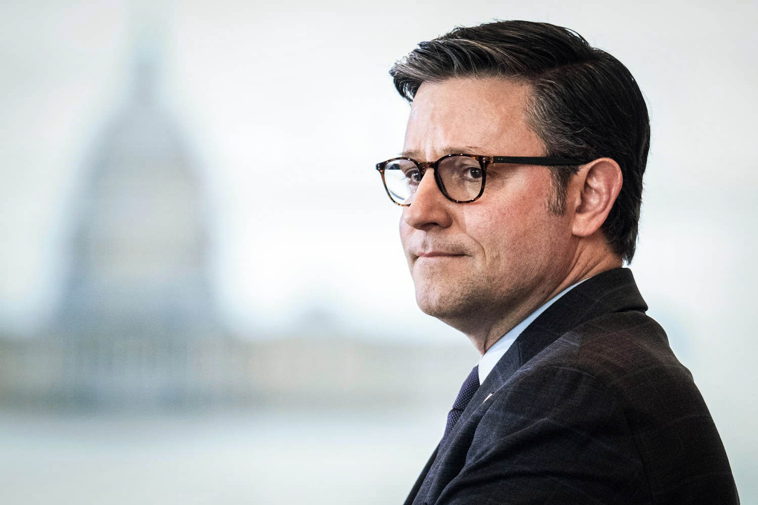 Speaker Mike Johnson faces Ukraine aid dilemma and a threat to his job as Congress returns