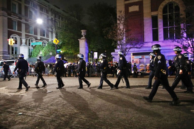 NYPD clears occupied hall at Columbia and arrests nearly 100