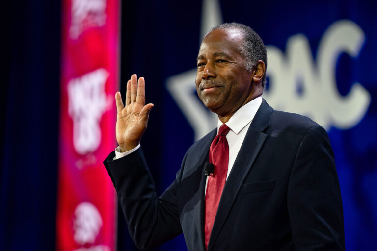 Ben Carson keeps his distance as other VP contenders audition for Trump