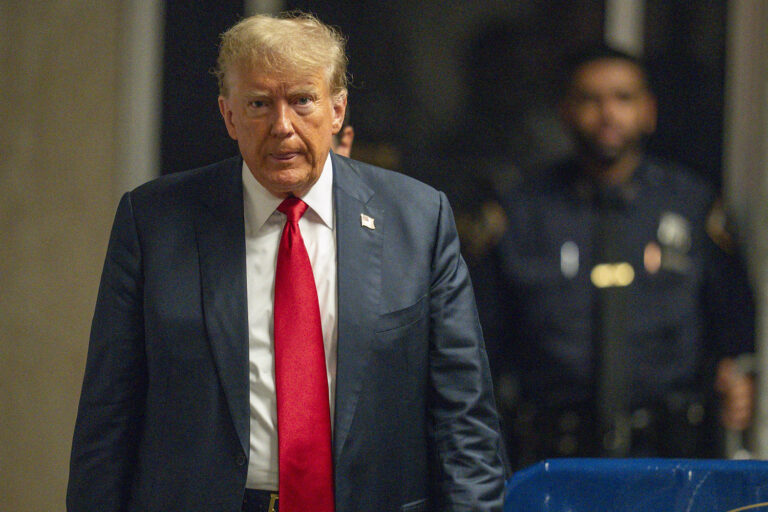 Can Trump vote in November if he's convicted of a felony in New York?