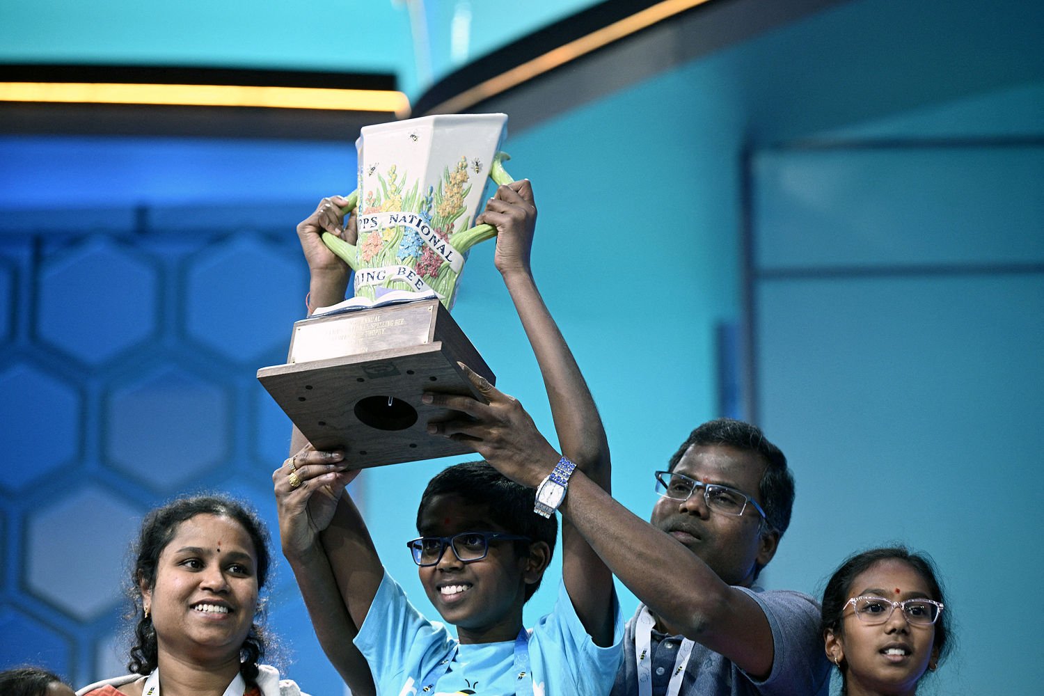 Spelling champ Bruhat Soma rides an unbeaten streak to the Scripps National  Bee title, winning tiebreaker