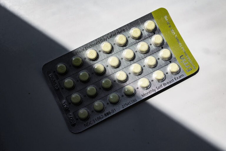 States with abortion bans saw birth control prescriptions fall post-Dobbs, study finds