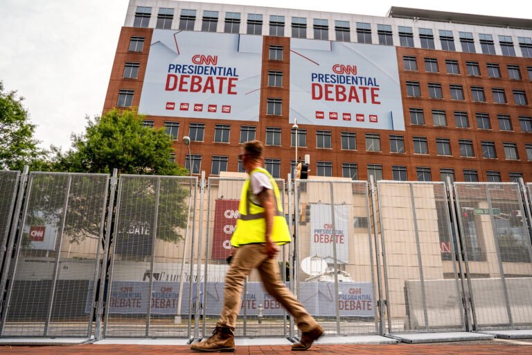 Pro-Kremlin X accounts push fake Fox News articles ahead of debate