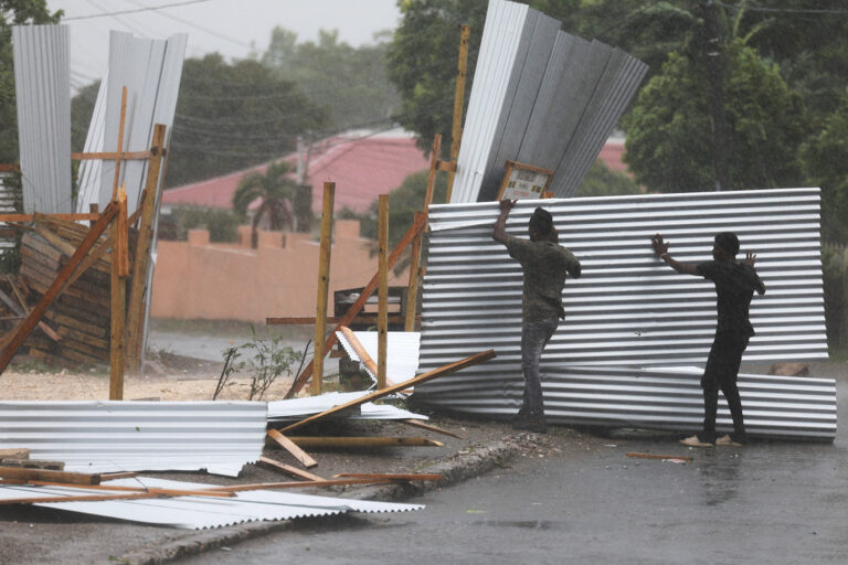 Hurricane Beryl leaves 2 dead in Jamaica and cuts path of destruction as Mexico prepares for impact