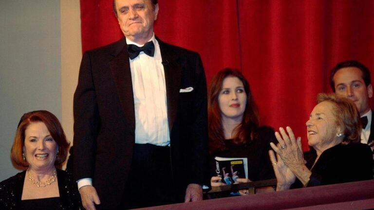 Bob Newhart mourned by Carol Burnett, Kaley Cuoco, Judd Apatow, Al Franken and more