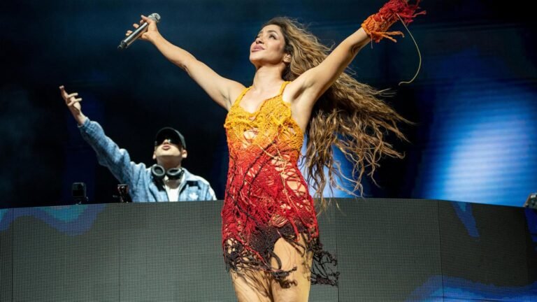 Colombia coach Néstor Lorenzo critical of extended Copa America final halftime for Shakira concert