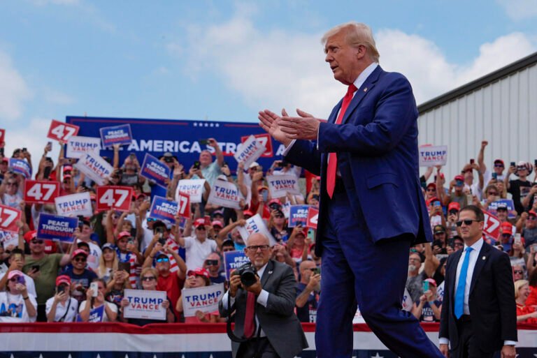 'Sugar high': Trump team expects Harris to get only a temporary convention bump