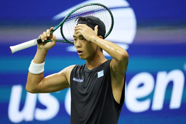 How Aussie tennis pro Li Tu lost to Carlos Alcaraz in the U.S. Open but won over fans online