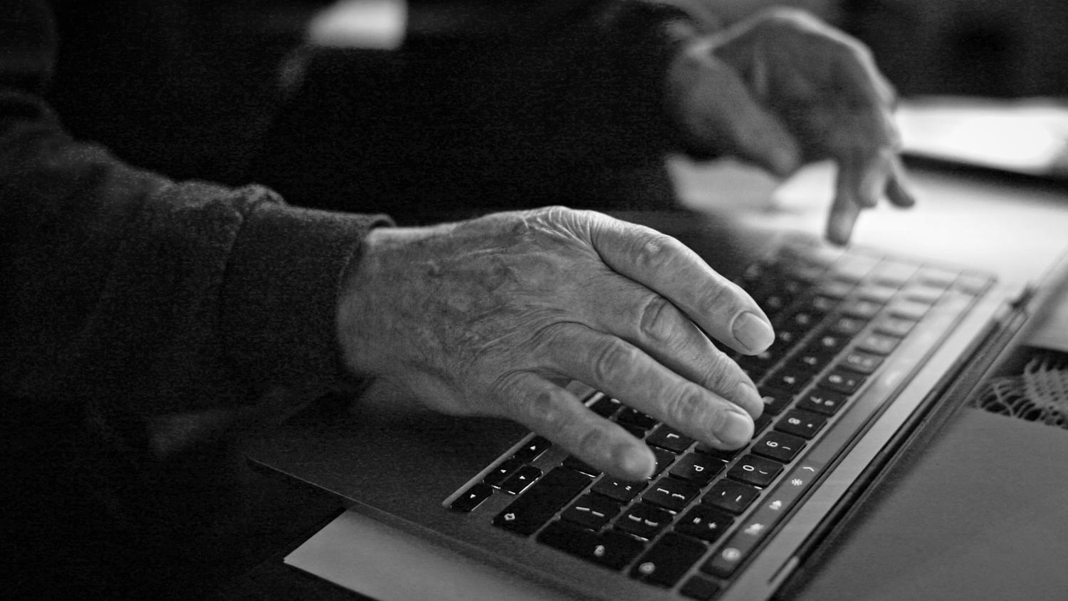 Crypto scams stole $5.6B from Americans last year, mostly from older people