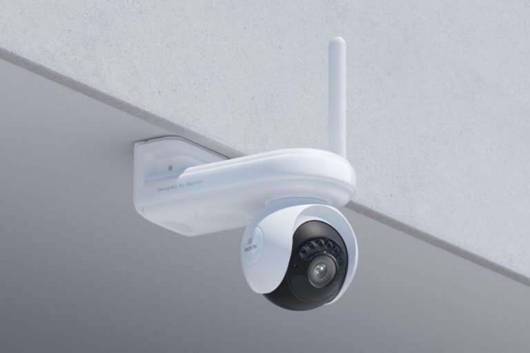 Reolink’s battery-powered security camera can record for days without subscription fees