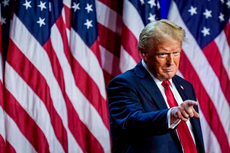 Judge hits pause on Trump's election interference criminal case
