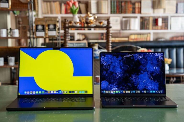 The M4 MacBook Pro features a quantum dot display