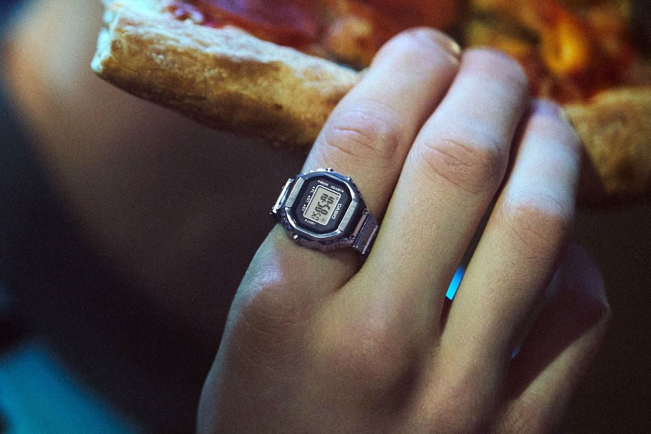 Casio’s first smart ring has innovative features like a stopwatch and flashing alarm